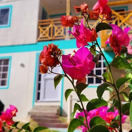 Colorful Garden House Bed & Breakfast Providencia  Luaran gambar