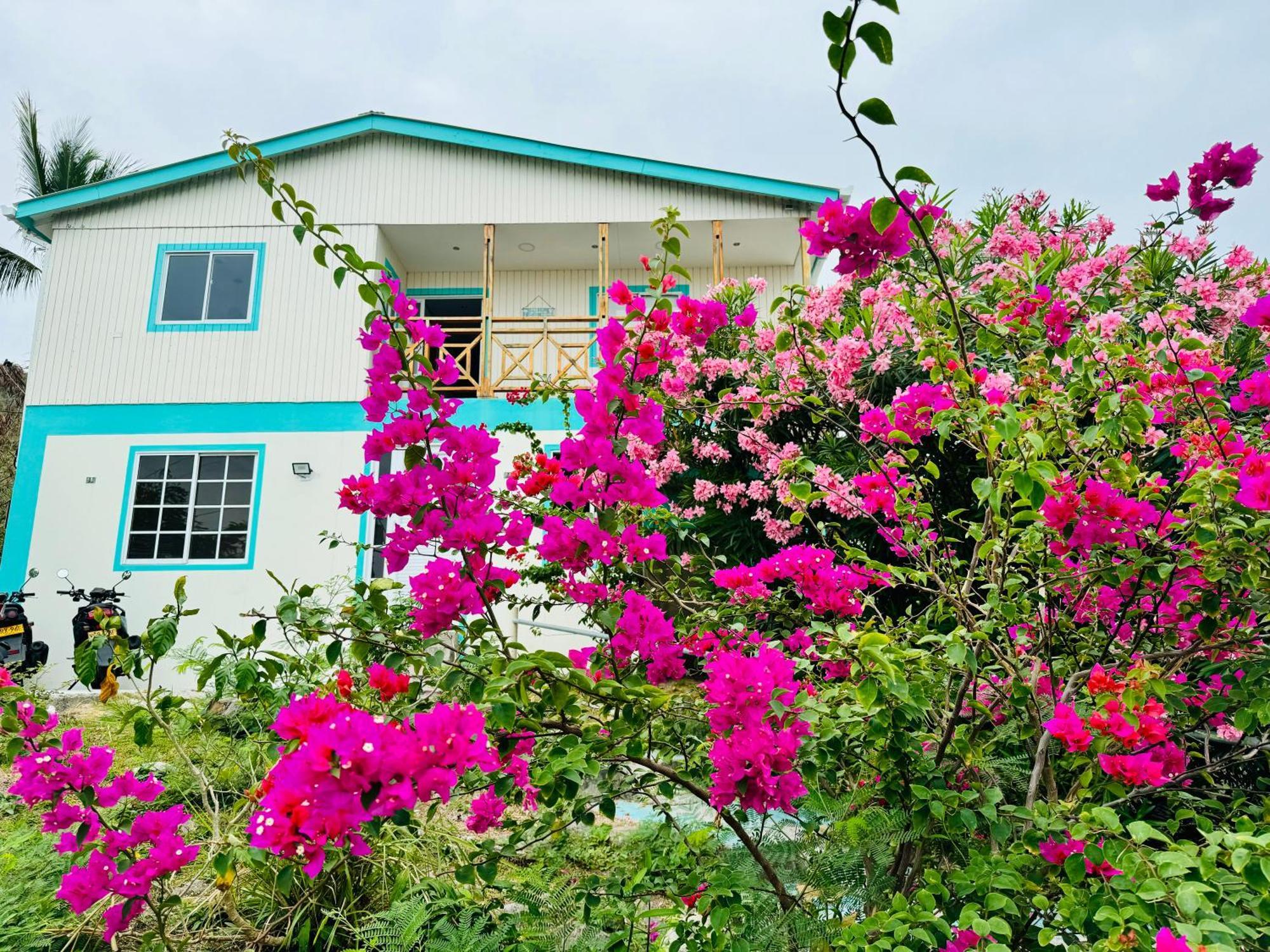 Colorful Garden House Bed & Breakfast Providencia  Luaran gambar